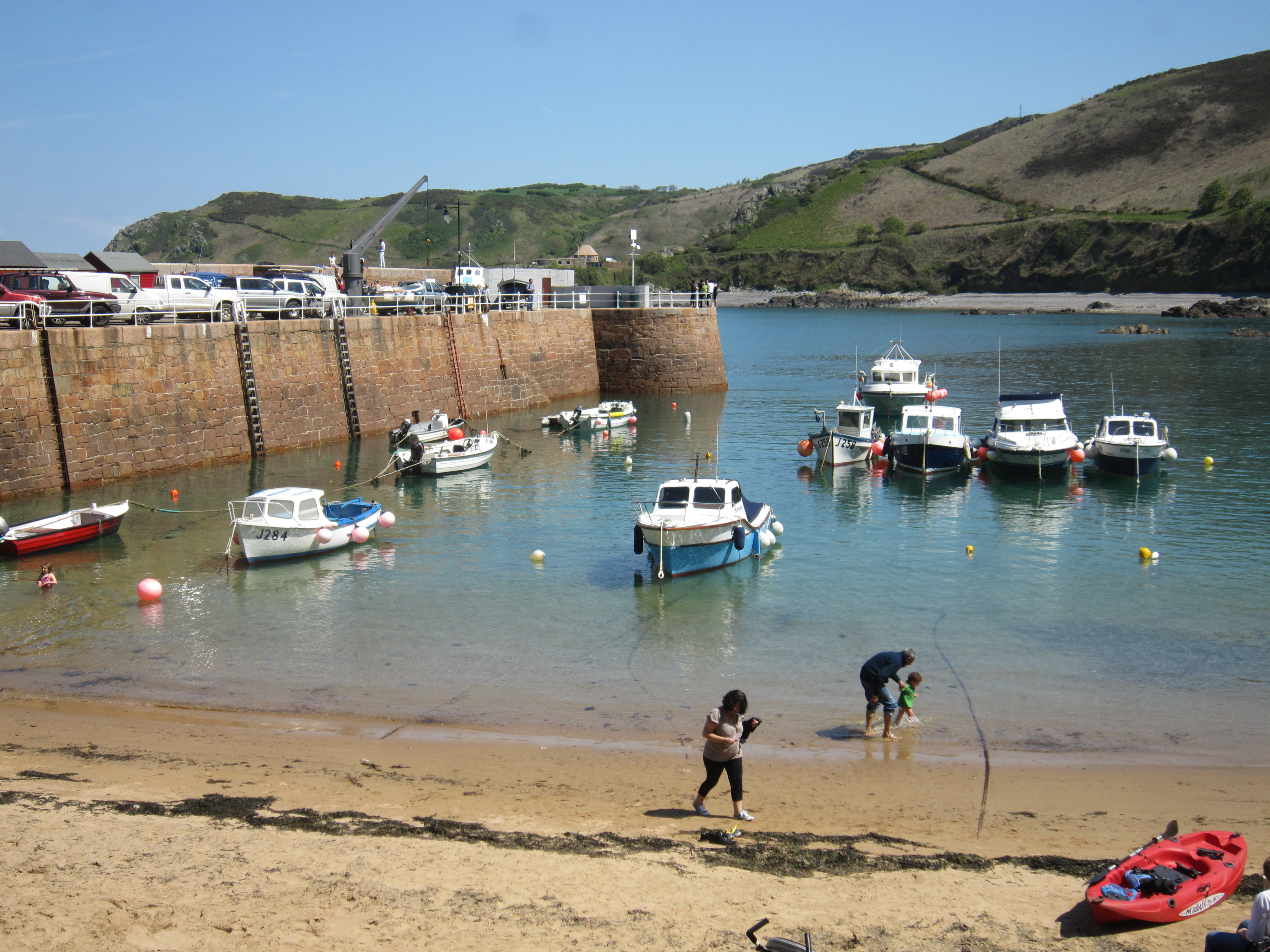 A view of Bonne Nuit harbour