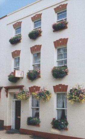 The front of the Surrey Lodge Guest House